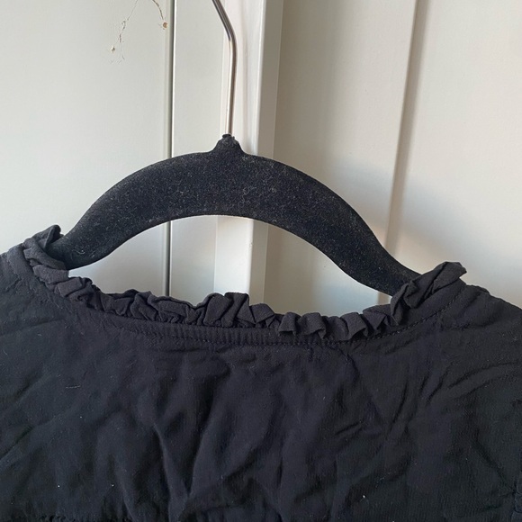 LOFT Black Sleeveless Ruffle Blouse with Lace Accents - XS - Picture 7 of 8